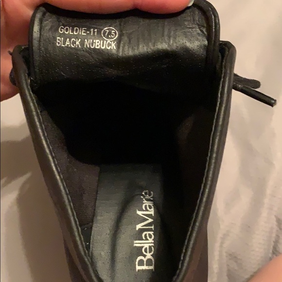 Black booties with heel & laces - Picture 4 of 4